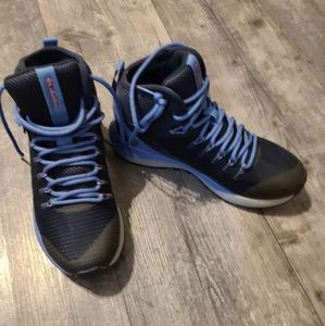 Columbia shoes